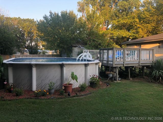 210 Maple, Colbert, OK 74733