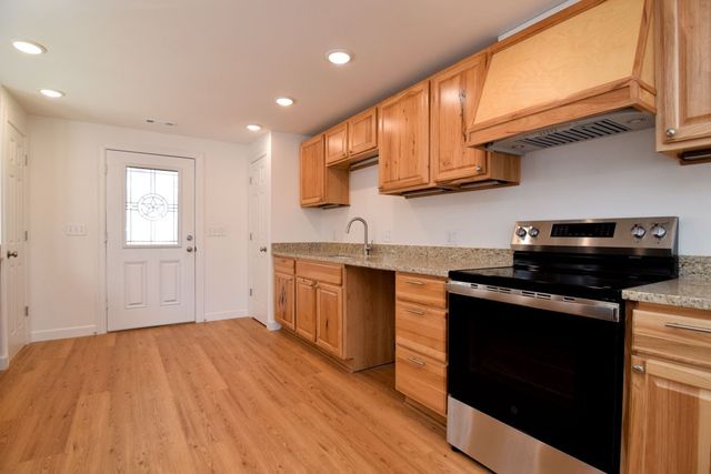 13665 Shaffer Road, Garfield, AR 72732