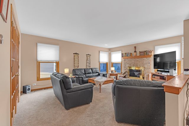 265 Biscayne Street, Bloomingdale, IL 60108