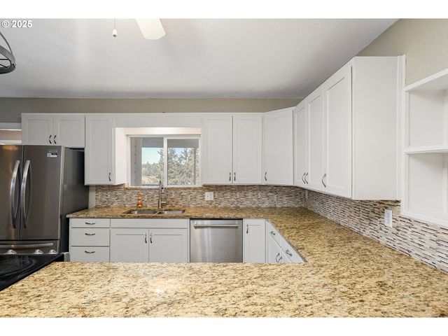 41036 STAYTON SCIO Rd Se, Stayton, OR 97383