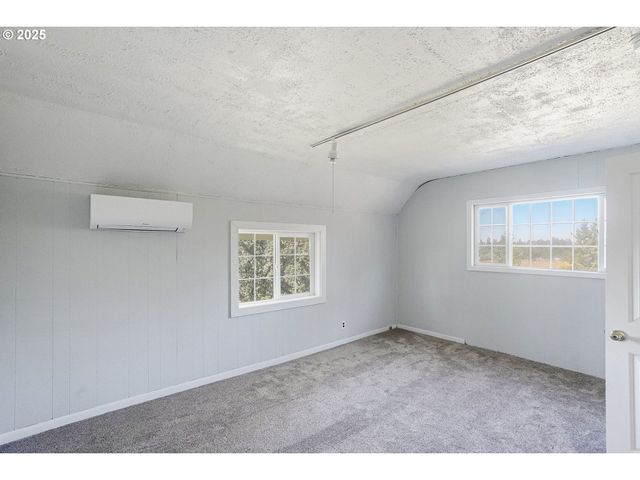 41036 STAYTON SCIO Rd Se, Stayton, OR 97383