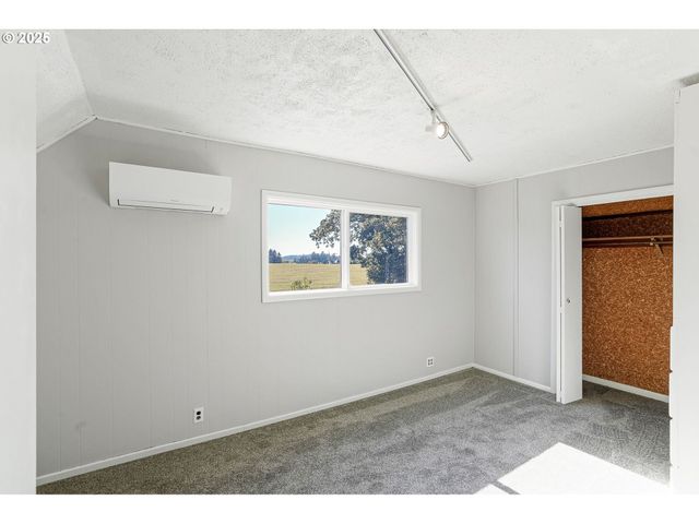 41036 STAYTON SCIO Rd Se, Stayton, OR 97383