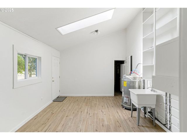 41036 STAYTON SCIO Rd Se, Stayton, OR 97383