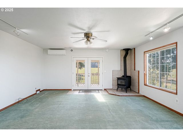 41036 STAYTON SCIO Rd Se, Stayton, OR 97383