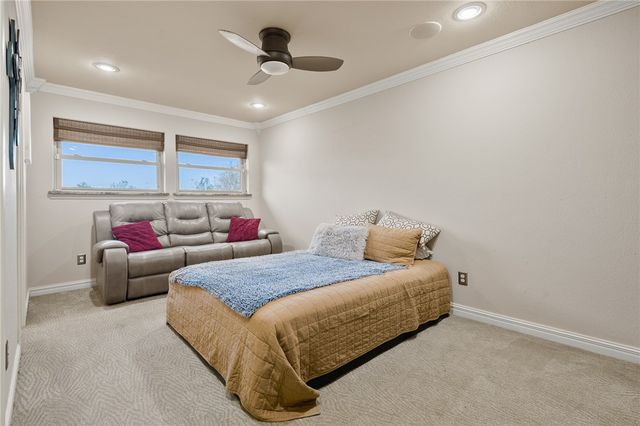 5914 Parkland Dr, Corpus Christi, TX 78413