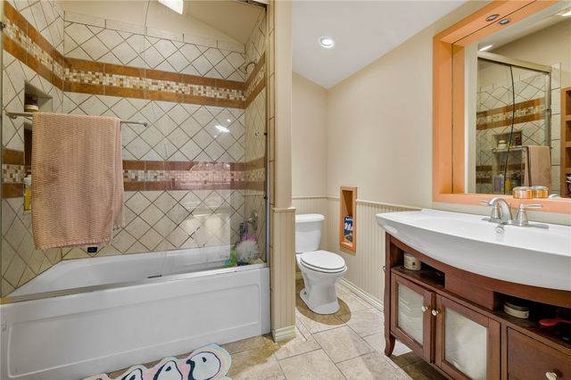 5914 Parkland Dr, Corpus Christi, TX 78413