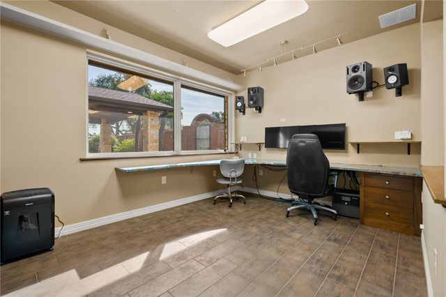 5914 Parkland Dr, Corpus Christi, TX 78413