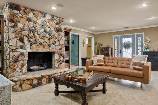 5914 Parkland Dr, Corpus Christi, TX 78413