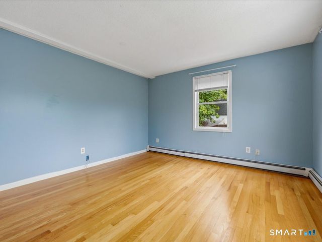 6 Sunnyside Avenue, Hamden, CT 06518