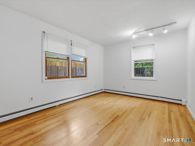 6 Sunnyside Avenue, Hamden, CT 06518