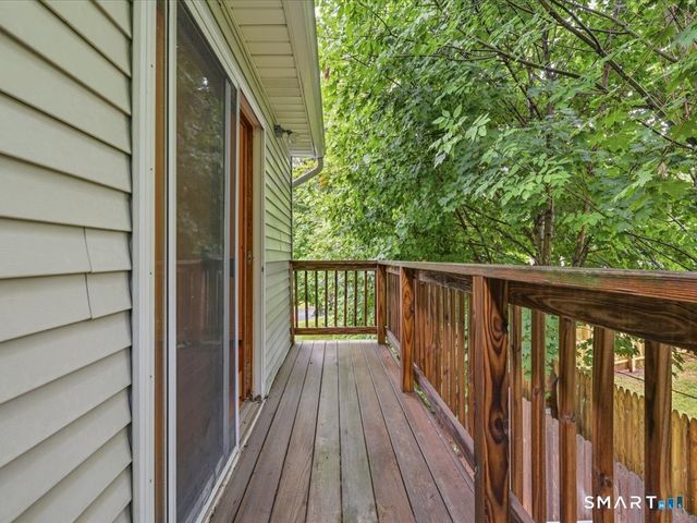 6 Sunnyside Avenue, Hamden, CT 06518