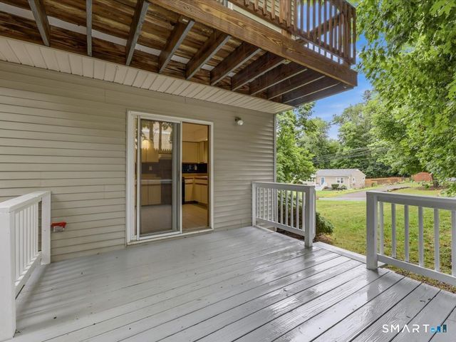6 Sunnyside Avenue, Hamden, CT 06518