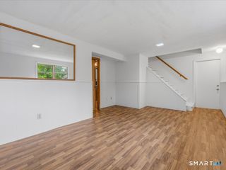 6 Sunnyside Avenue, Hamden, CT 06518
