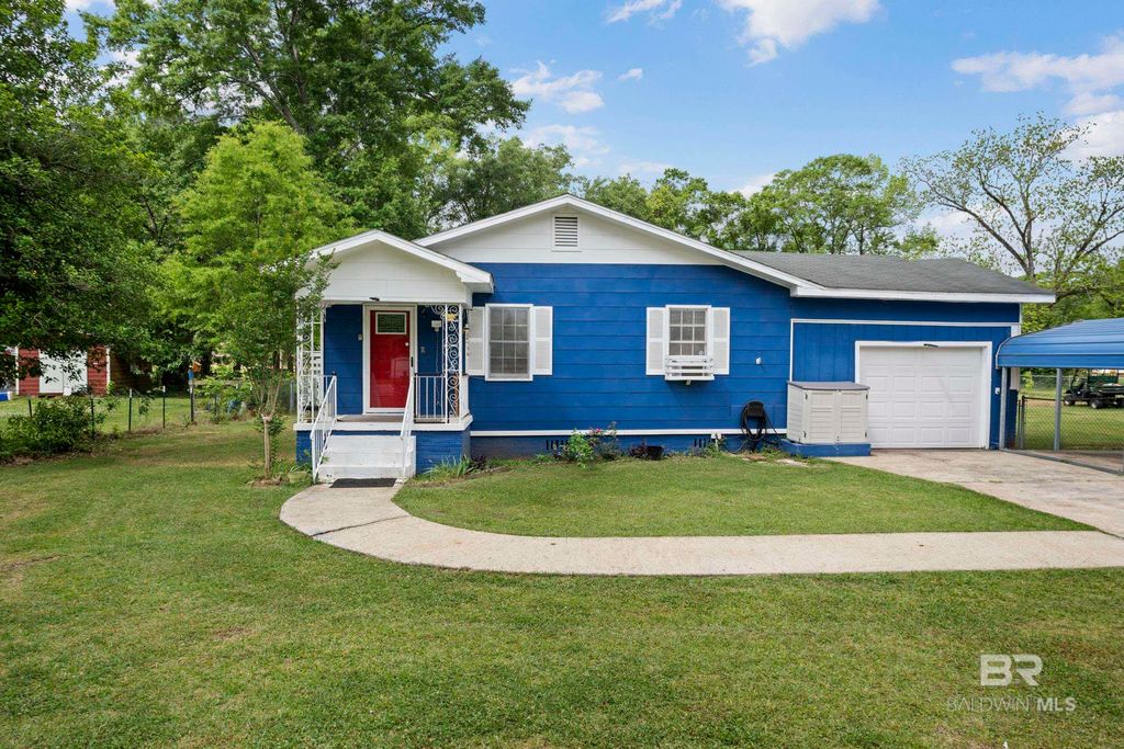 1411 Hand Avenue, Bay Minette, AL 36507