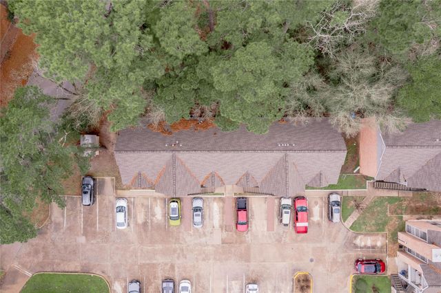 2402 Sycamore Avenue D8, Huntsville, TX 77340