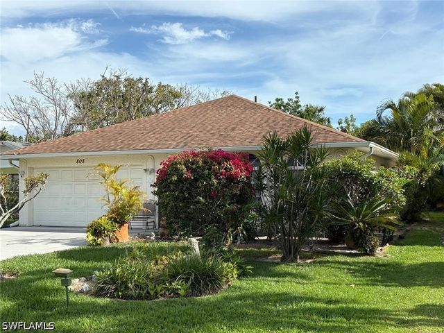 808 96th AVE N, Naples, FL 34108