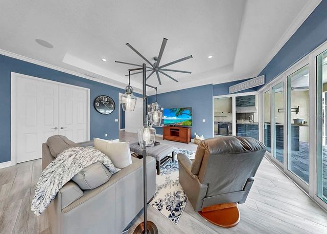 708 MANNS HARBOR DRIVE, Apollo Beach, FL 33572