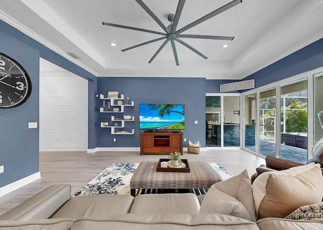 708 MANNS HARBOR DRIVE, Apollo Beach, FL 33572