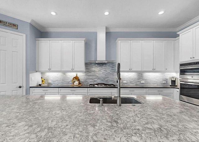 708 MANNS HARBOR DRIVE, Apollo Beach, FL 33572