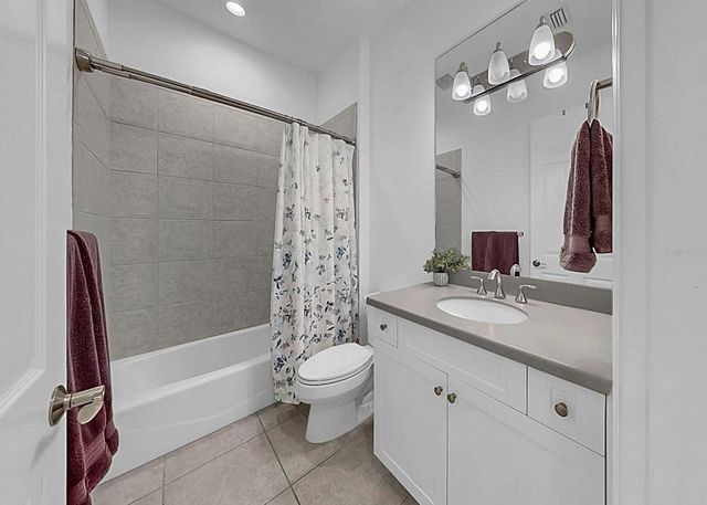 708 MANNS HARBOR DRIVE, Apollo Beach, FL 33572