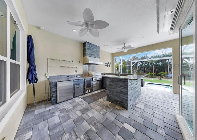 708 MANNS HARBOR DRIVE, Apollo Beach, FL 33572