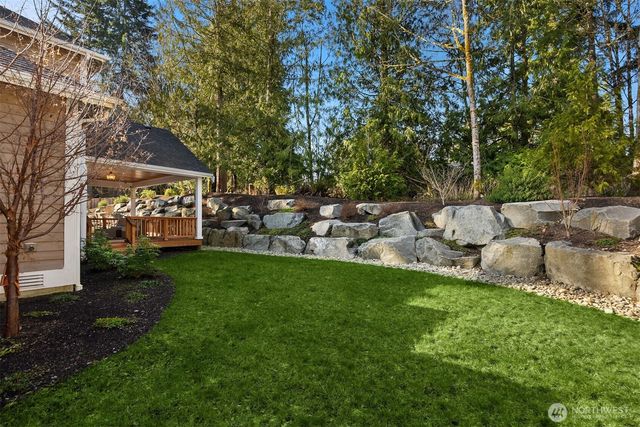 6555 Ridge Lane NE, Bainbridge Island, WA 98110