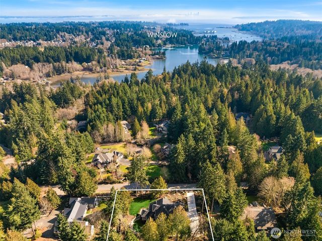 6555 Ridge Lane NE, Bainbridge Island, WA 98110