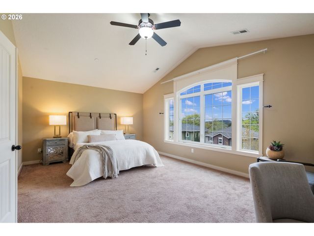 8125 Sw 174TH Ter, Beaverton, OR 97007