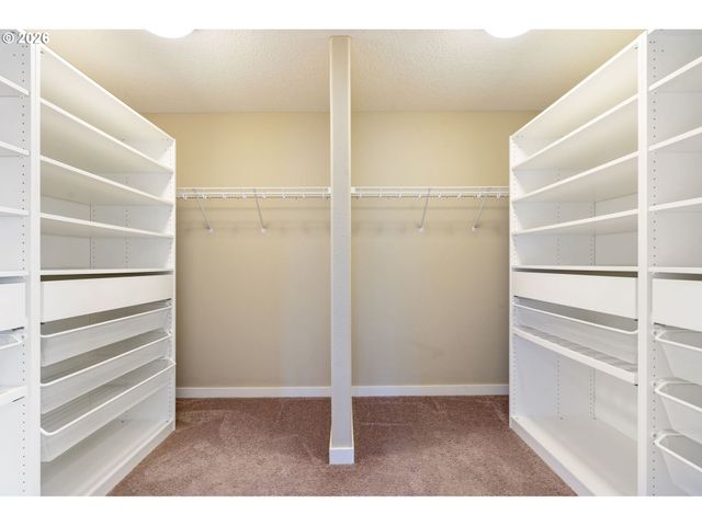 8125 Sw 174TH Ter, Beaverton, OR 97007