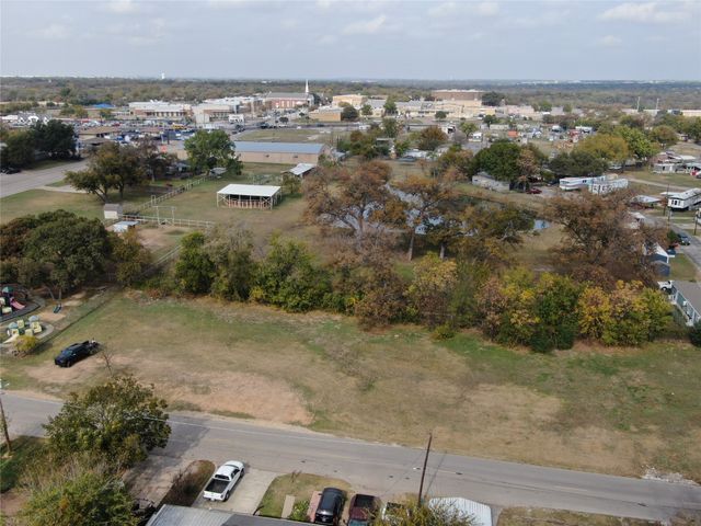 6019 Mccullar Street, Haltom City, TX 76117