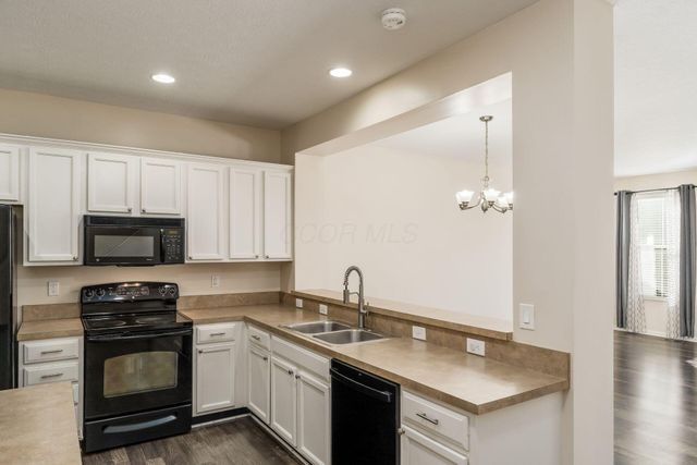 3977 Spectacle Drive, Columbus, OH 43230