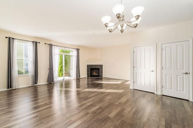 3977 Spectacle Drive, Columbus, OH 43230