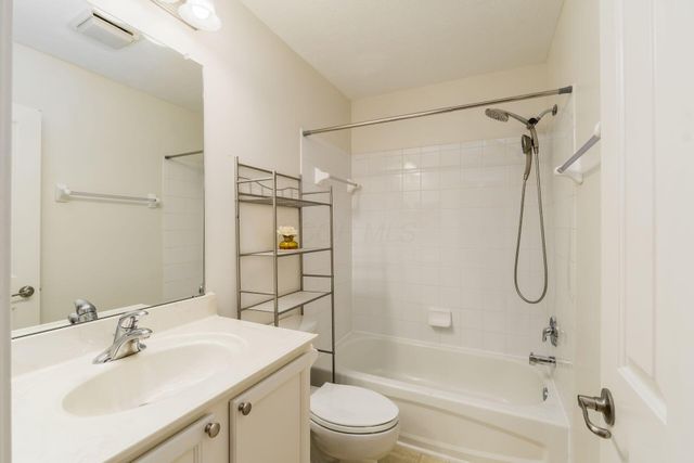 3977 Spectacle Drive, Columbus, OH 43230