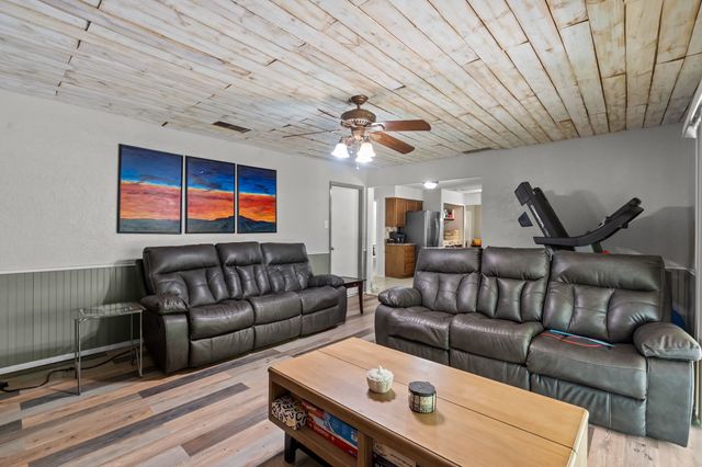 3902 Brookgate Court, Arlington, TX 76016