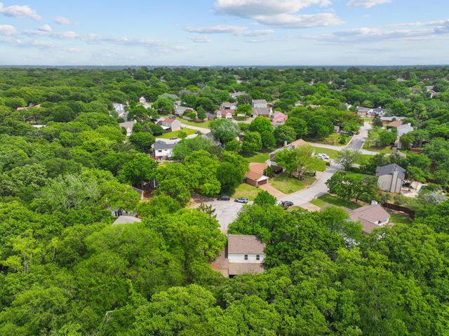 3902 Brookgate Court, Arlington, TX 76016