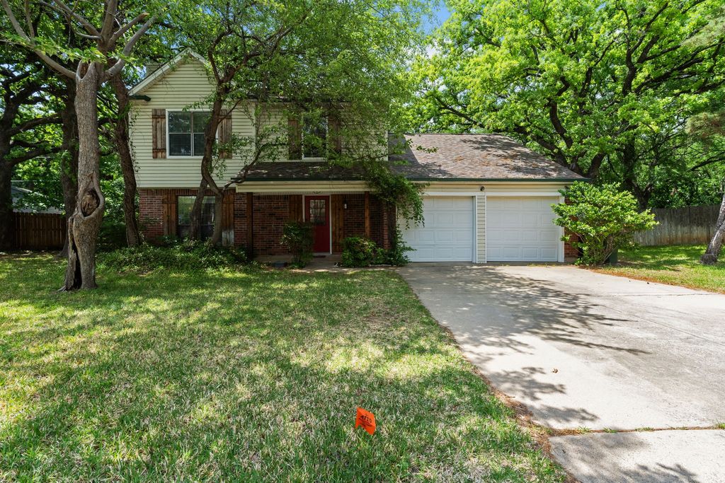 3902 Brookgate Court, Arlington, TX 76016
