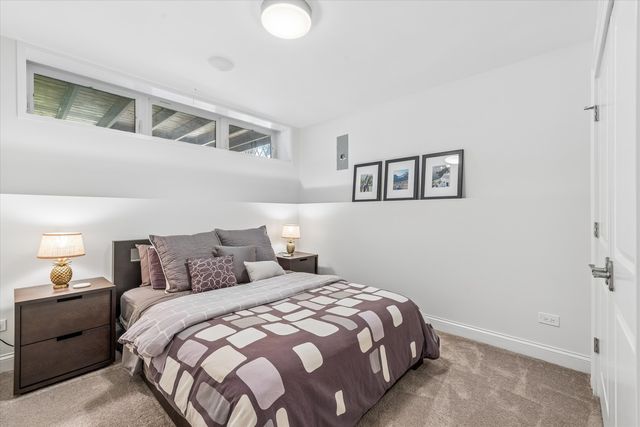 2107 W Erie Street, Chicago, IL 60612