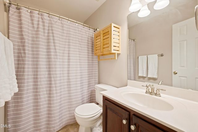 1643 Jamestowne Place, Chapel Hill, NC 27517