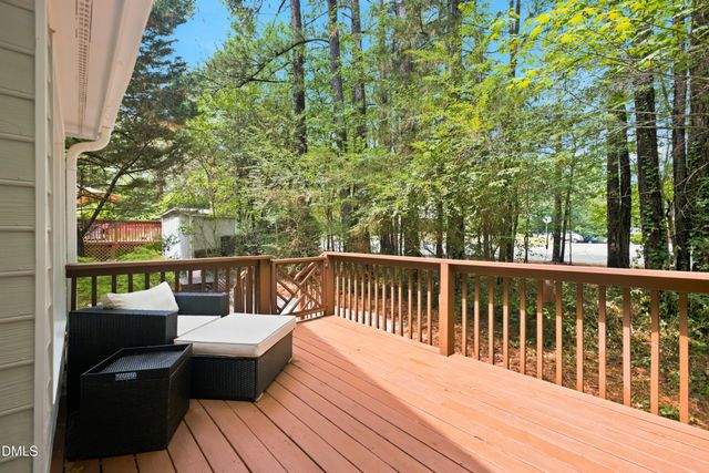 1643 Jamestowne Place, Chapel Hill, NC 27517