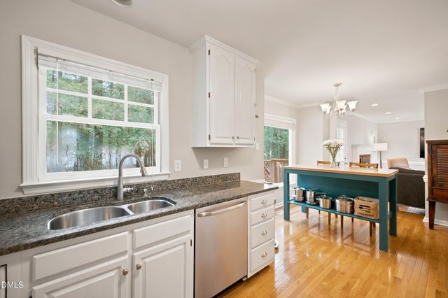 1643 Jamestowne Place, Chapel Hill, NC 27517