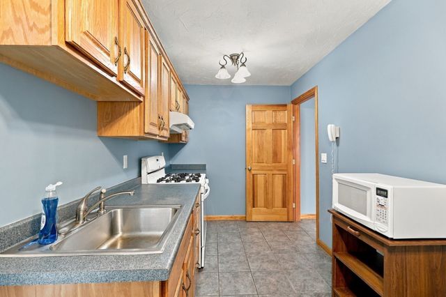 473 Main Street, Hudson, MA 01749
