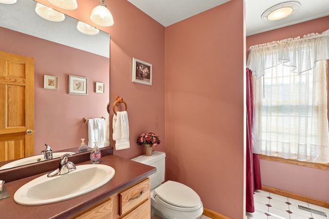473 Main Street, Hudson, MA 01749