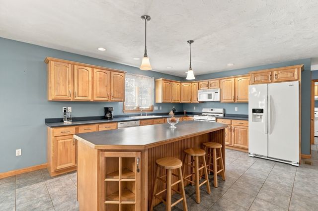 473 Main Street, Hudson, MA 01749