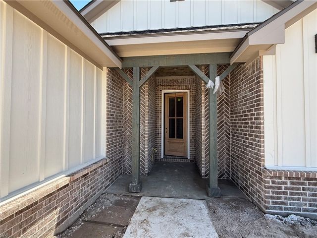 2805 Captain Drive, Bryan, TX 77808