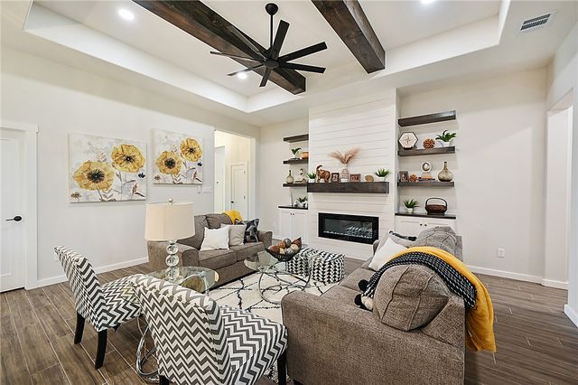 2805 Captain Drive, Bryan, TX 77808
