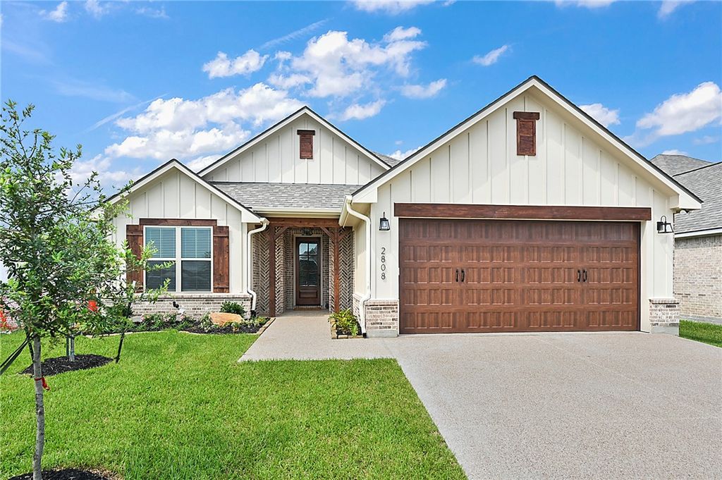 2805 Captain Drive, Bryan, TX 77808