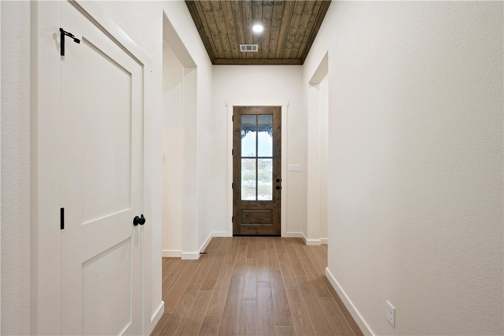 2805 Captain Drive, Bryan, TX 77808 — photo 2