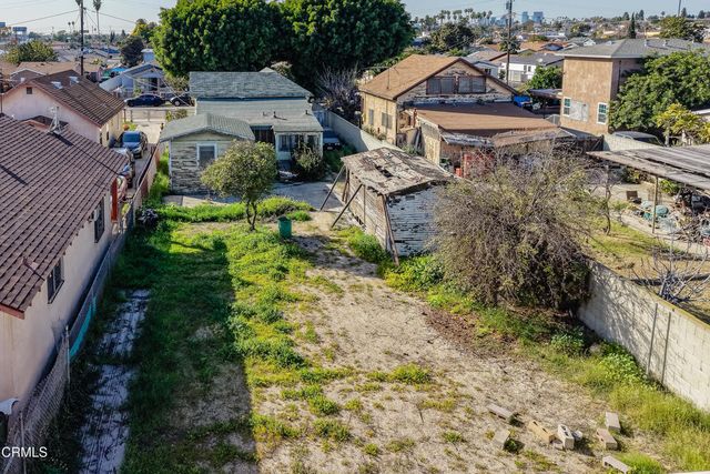 1028 S Gage Avenue, Los Angeles, CA 90023