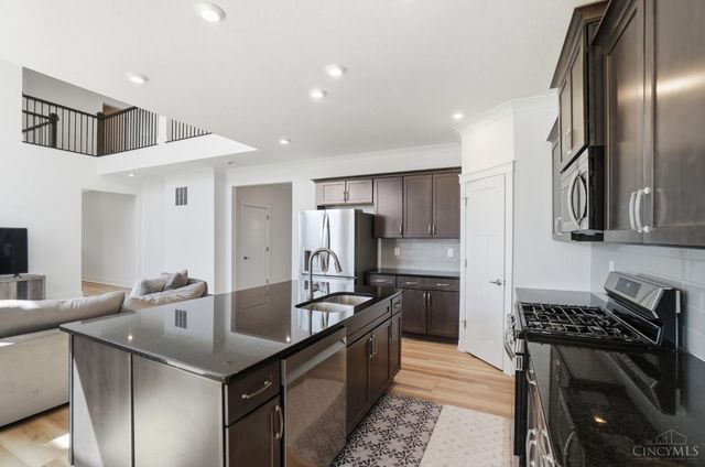 5900 Carriage Meadows Drive, Liberty Twp, OH 45011