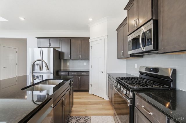 5900 Carriage Meadows Drive, Liberty Twp, OH 45011